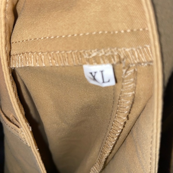 Pants - Picture 4 of 4